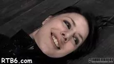 Jouer Precious jeune fille serveuse pour passionné t.