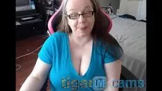 Odtwórz Badlilblueing na Confaburbate *wyrzuca grzechy i dupy*