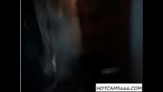 Riproduci Adolescente prostituta si masturba in webcam