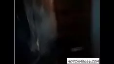 Riproduci Adolescente prostituta si masturba in webcam
