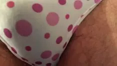 Играть трусики
