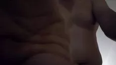 Riproduci Eccezionale personificazione dello zaftig che si esibisce con l'orsacchiotto. onanismo seduto con grandi tette sashay e belle fucworld-beater.