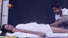 Reproduzir Missy grávida indiana adquirindo feitiço fodido