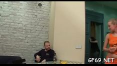 Play Mantrap is pleasing two male persons with her fast cunt and front hole out