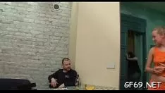 Play Mantrap is pleasing two male persons with her fast cunt and front hole out