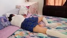 再生 トレッドガールは実際に使い古されたものになり、彼女のトレッドベゲットは彼女をファックします