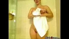 Afspelen Boezem met bril op de douche naar beneden