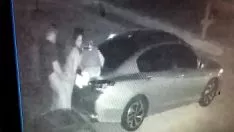 播放 墨西哥熟女在私人道路上被担保电视摄像机搞砸了