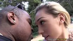 Afspelen Lily lasheik krijgt een opening van Blackcock