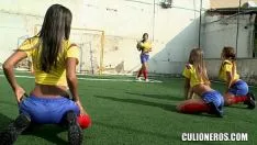 Oynat ateşli kolombiyalı futbol fahişeleri