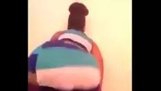 चलाएँ बिग गधा गंदा पैसा तालियाँ