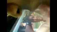 تشغيل هندي رجل المداعبة n هزيمة فتاته malvika الموافقة المسبقة عن علم و كومينغ عليها pt 1