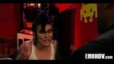 Play Emo harlot gets fucked 208