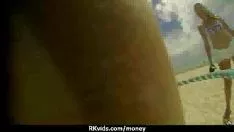 تشغيل مراهق سريع يمارس الجنس مع رجل أمام كاميرا التلفزيون مقابل المال في 30