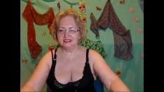 تشغيل ارضاء النبيلة كاميرا ويب فاتحة على 4xcams.com