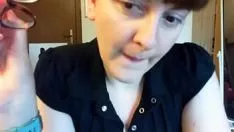 Afspelen Je emboss drukke onkerken en beledigt je om te werken die je harder verwerkt
