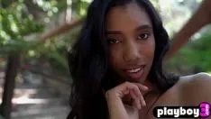 Reproduzir Sexy peitões ébano milf brookliyn posando nua e revelou buceta peluda gostosa