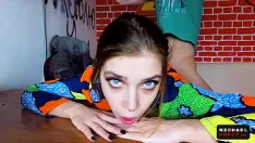 Afspelen Mijn vriend bood aan om porno op webcam te schieten