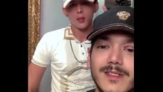 Abspielen Sexy typ kam mit versace aus dem club zurück und zog sich aus