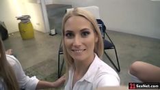 Abspielen 3 blondinen lecken und spielen mit ihren Ärschen