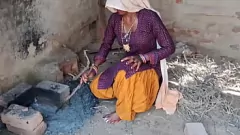 Play Desi Bhabhi's Rough Anal Session in Salwar Suit