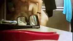 Reproduzir Peitos grandes na lata